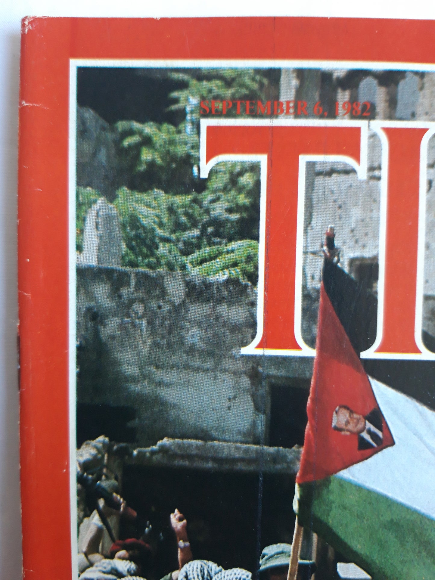 Time magazine Scattering The P.L.O. The U.S. Economy Is Wall Street Right? 06.09.1982 September 1982 No.36