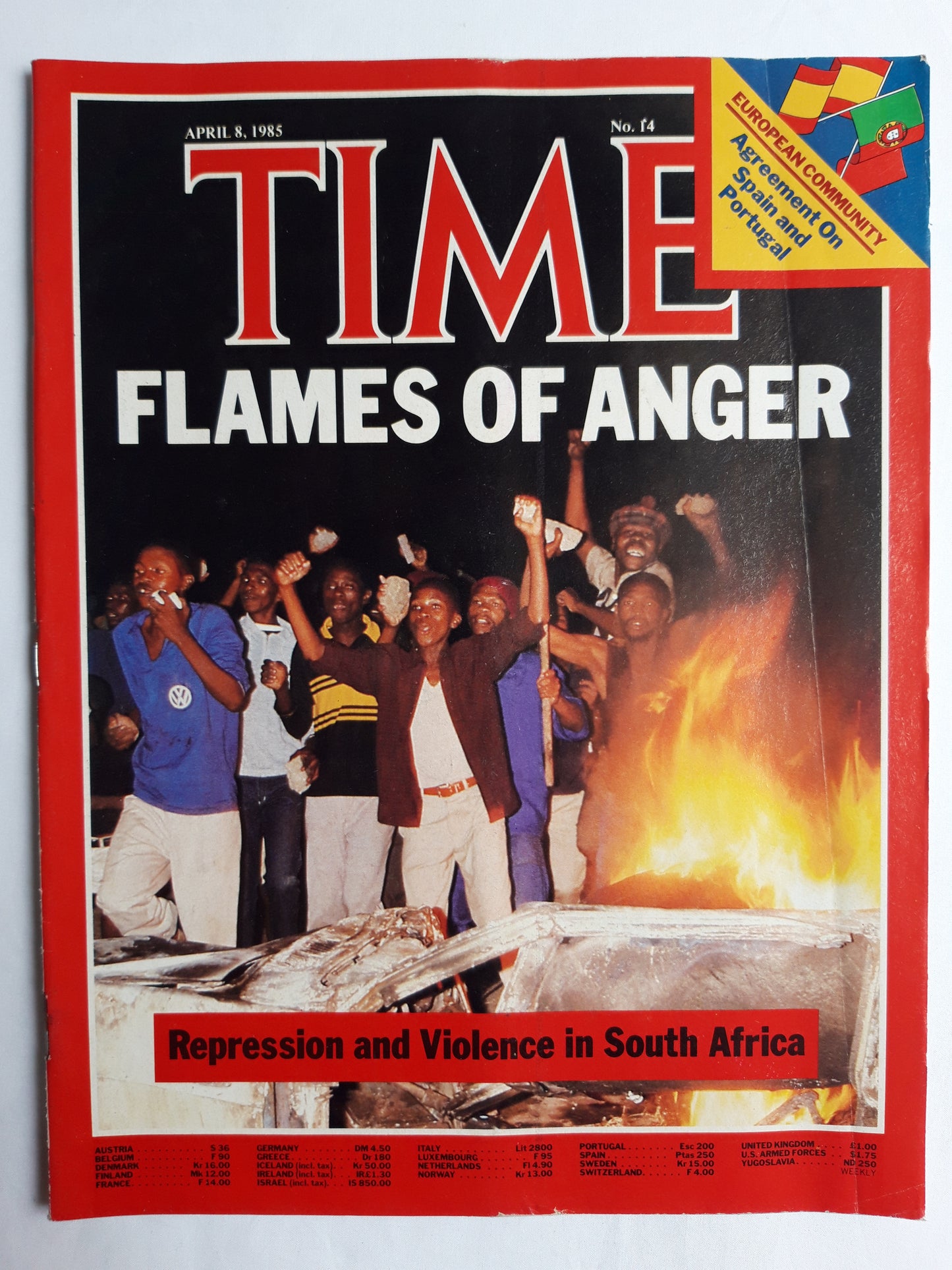 Time magazine Flames of Anger Repression and Violence in South Africa European Community Agreement On Spain and Portugal 08.04.1985 April 1985 No. 14