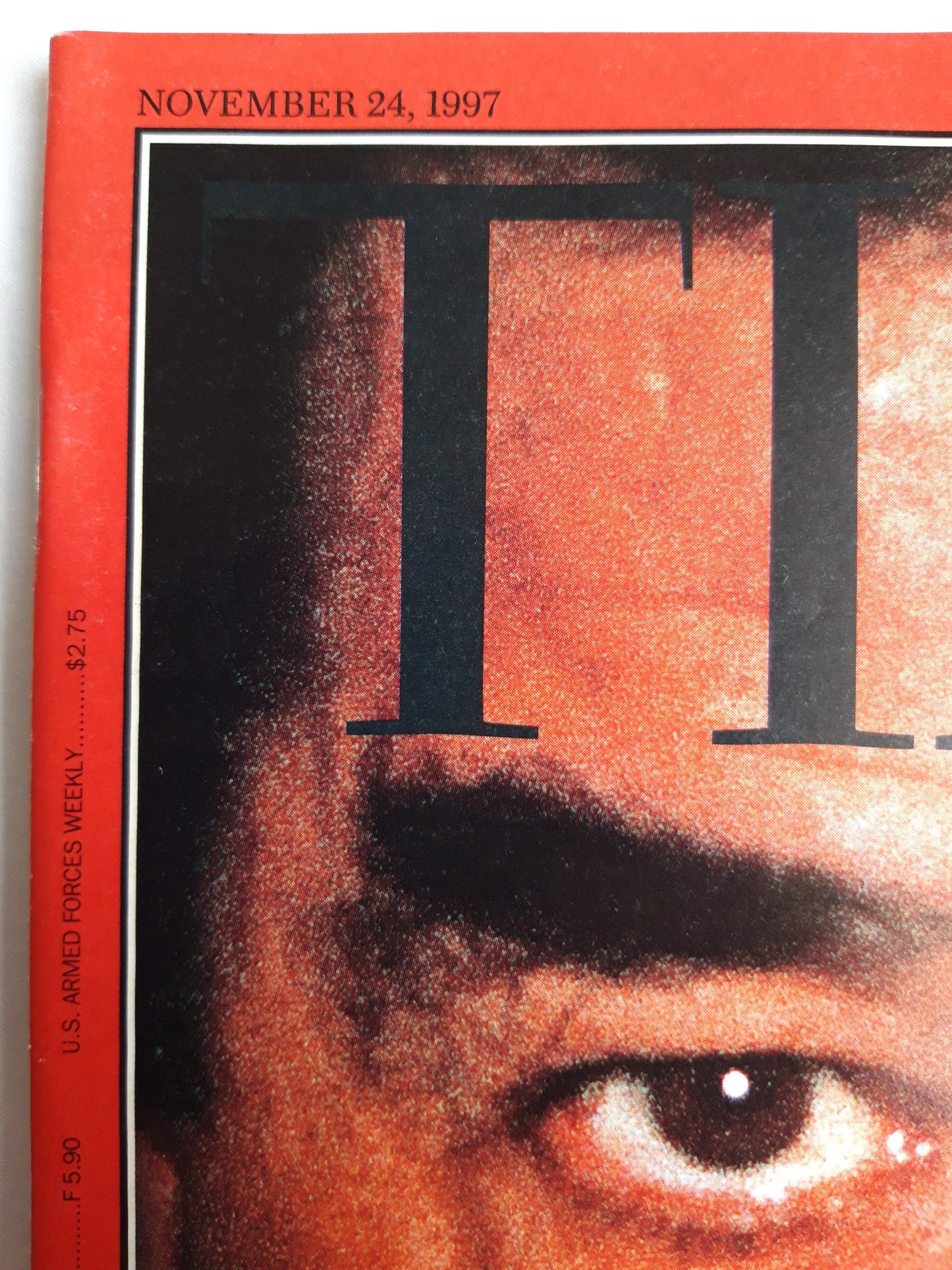 Time magazine The Showdown Saddam Hussein 24.11.1997 24th 24. November 1997