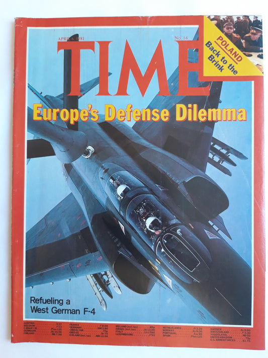 Time magazine Europe´s Defense Dilemma Refueling a West German F-4 Poland Back to the Brink 06.04.1981 April 1981 No.14