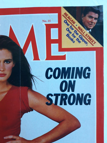 Time magazine Coming on Strong The New Ideal of Beauty Ronald Reagan Wall Street 30.08.1982 August 1982