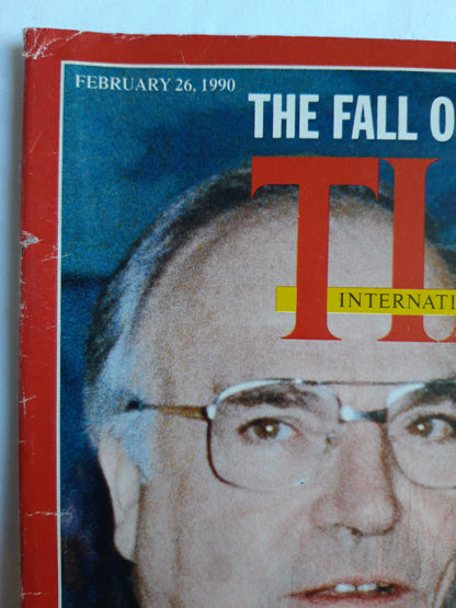 Time magazine Closer And Closer Helmut Kohl and Hans Modrow in Bonn The Fall of Drexel Burnham 26.02.1990 Februar 1990 No.9