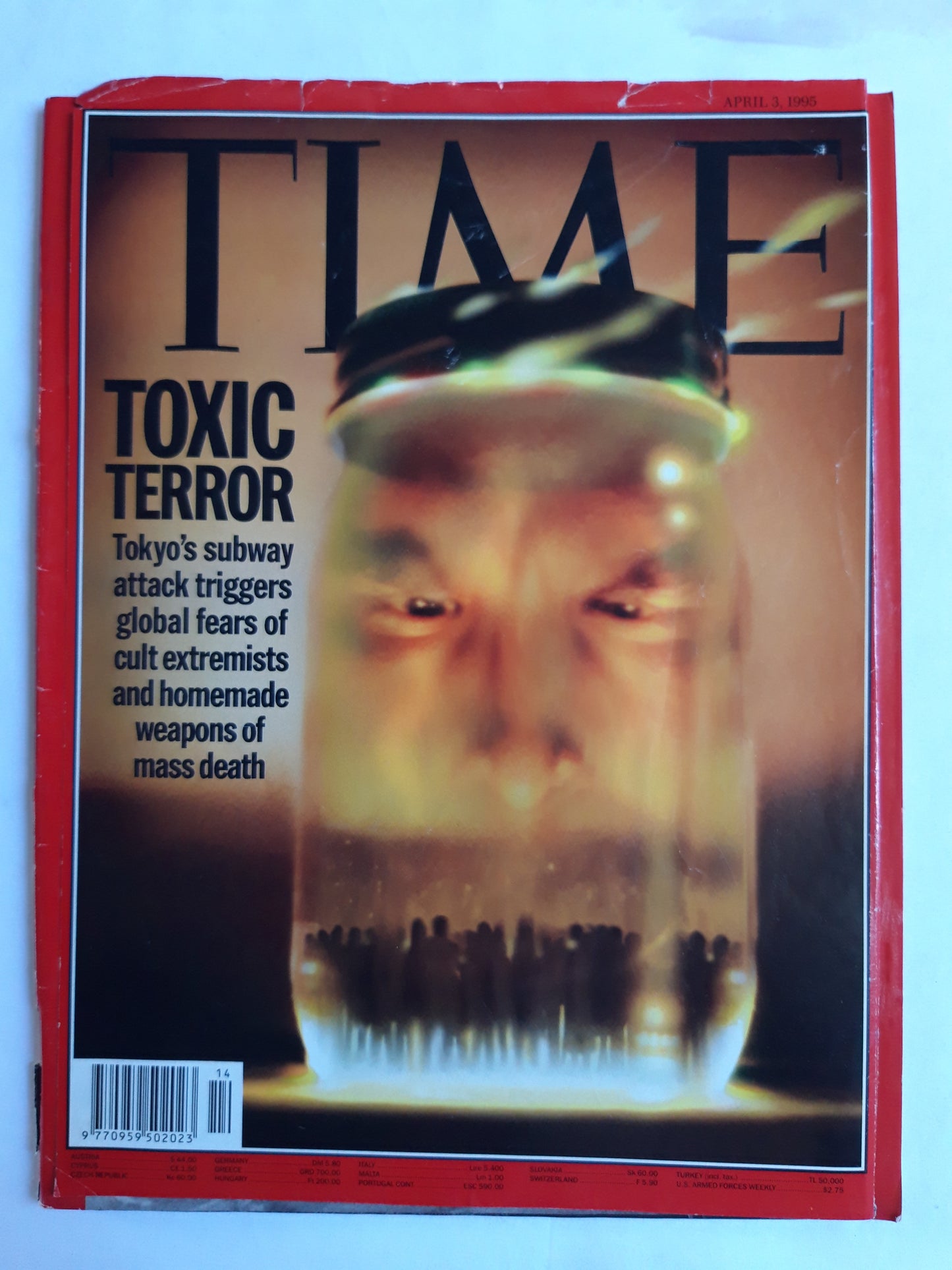 Time magazine Toxic Terror Tokyo`s subway attack triggers global fears of cult extremists and homemade weapons of mass death 03.04.1995 April 1995