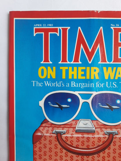 Time magazine On their Way! The World`s Bargain for U.S. Tourists The Summit 22.04.1985 April 1985 No.16