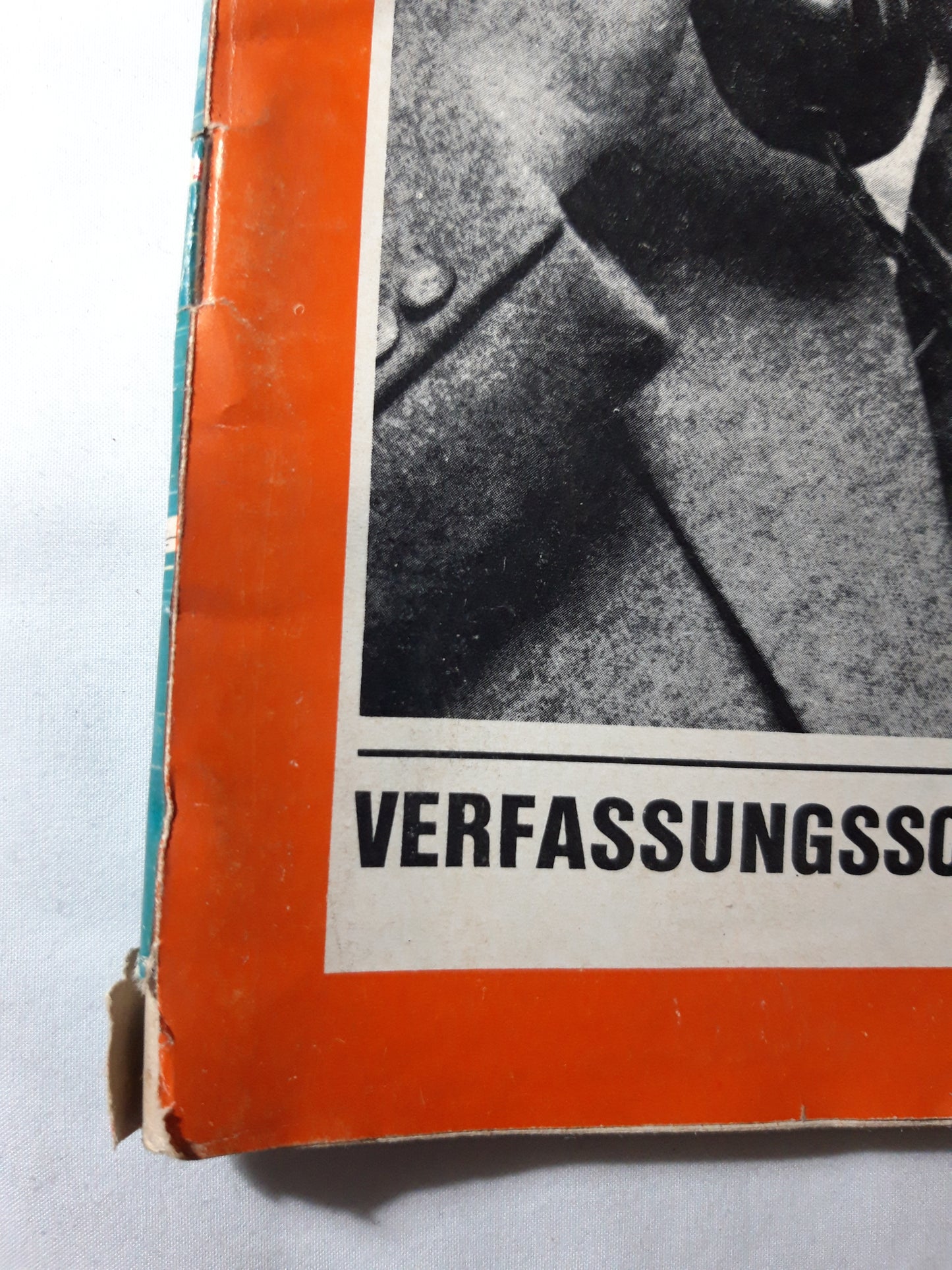 Der Spiegel Geheimdienst im Telefon Verfassungsschutz-Chef Hubert Schruebbers Nr. 38 18.09.1963