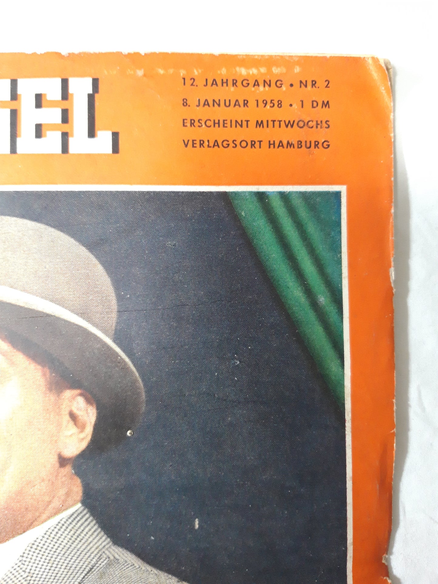 Der Spiegel Es gibt keine Theaterkrise General-Intendant Gründgens 08.01.1958 January 1958