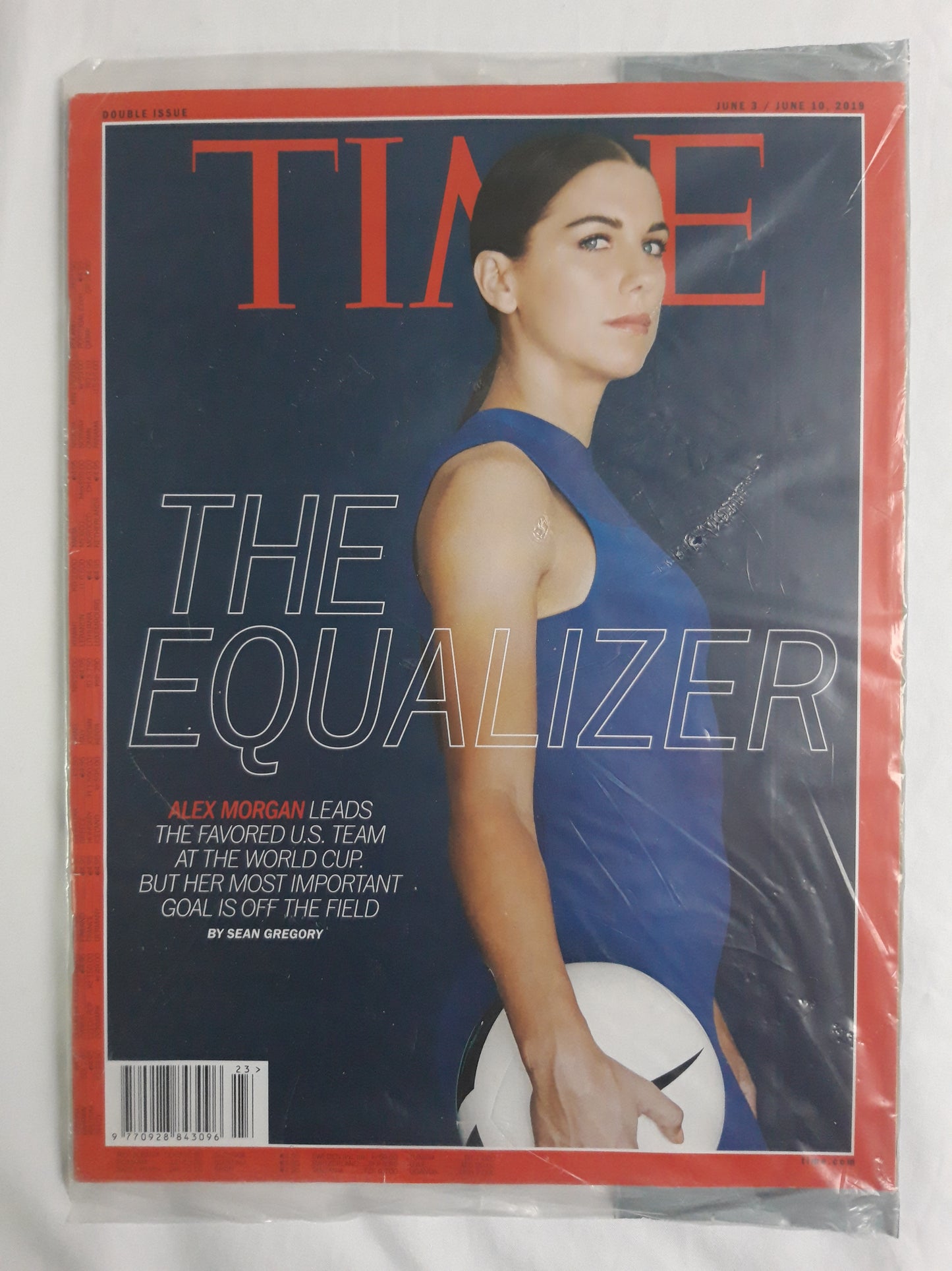 Time magazine The Equalizer Alex Morgan original package OP OVP Originalverpackung 03./10.06.2019 Juni 2019