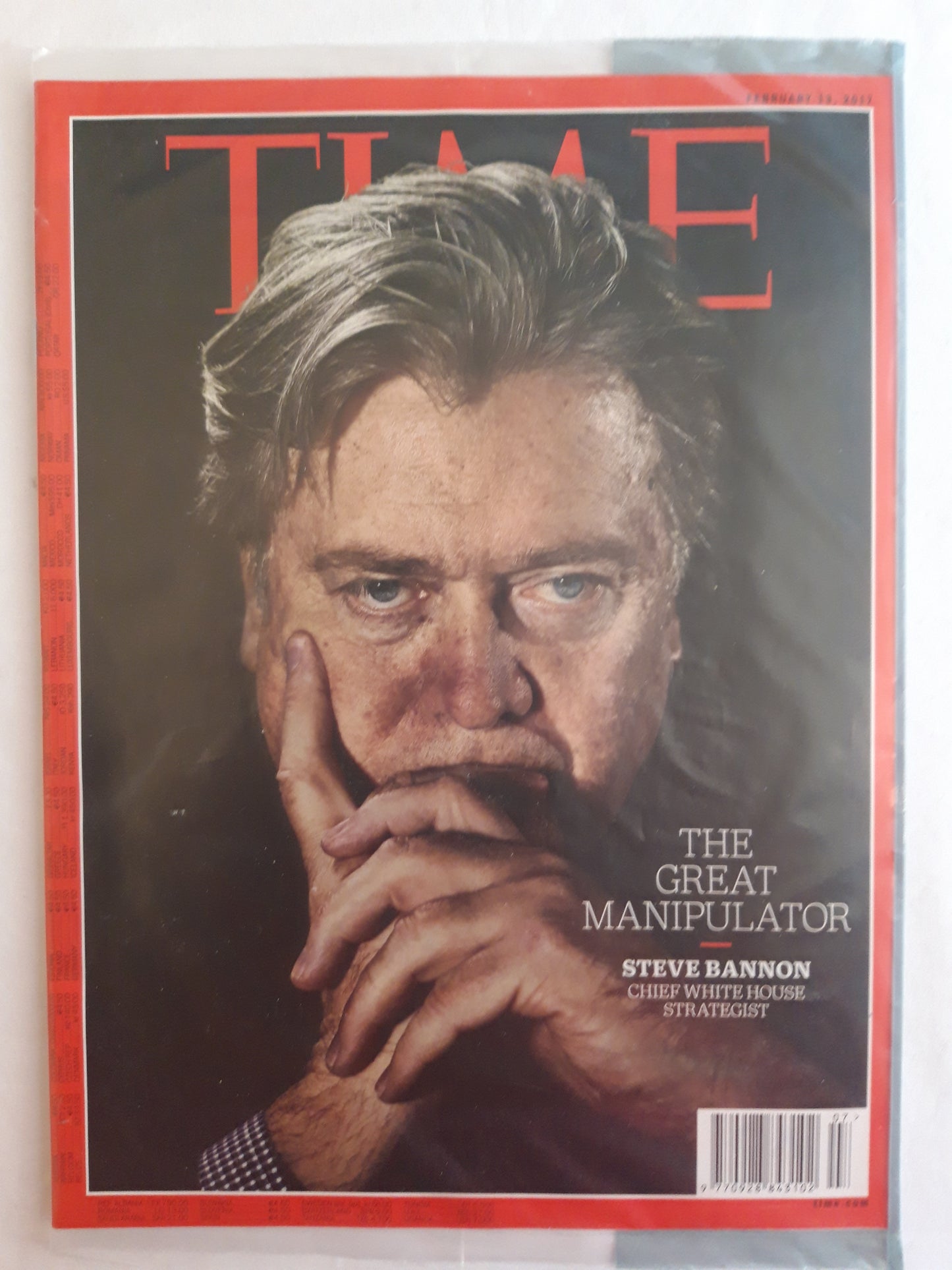 Time magazine The great manipulator Steve Bannon Chief White House Strategist Original packaging OVP Original verpackt 13.02.2017 February 2017