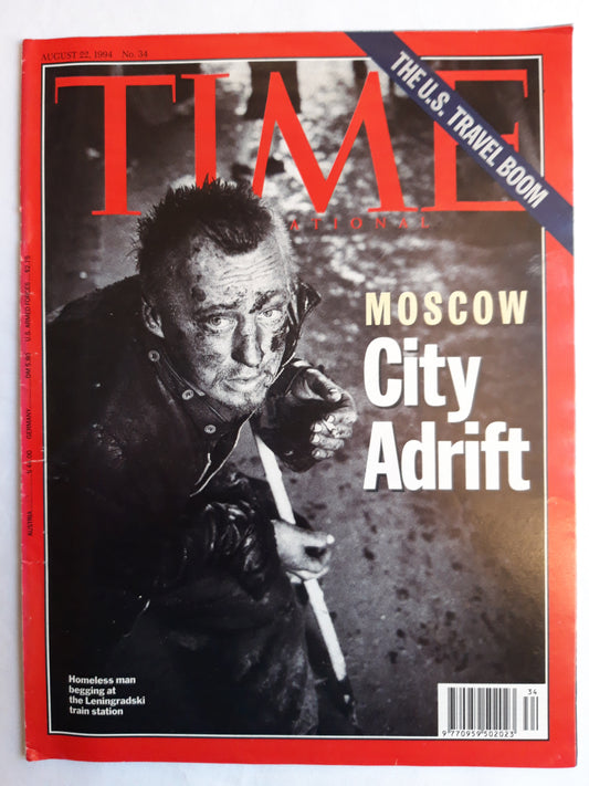 Time magazine Moscow City Adrift Homeless man begging at the Leningradski train station The U.S. Travel Boom 22.08.1994 22. August 1994