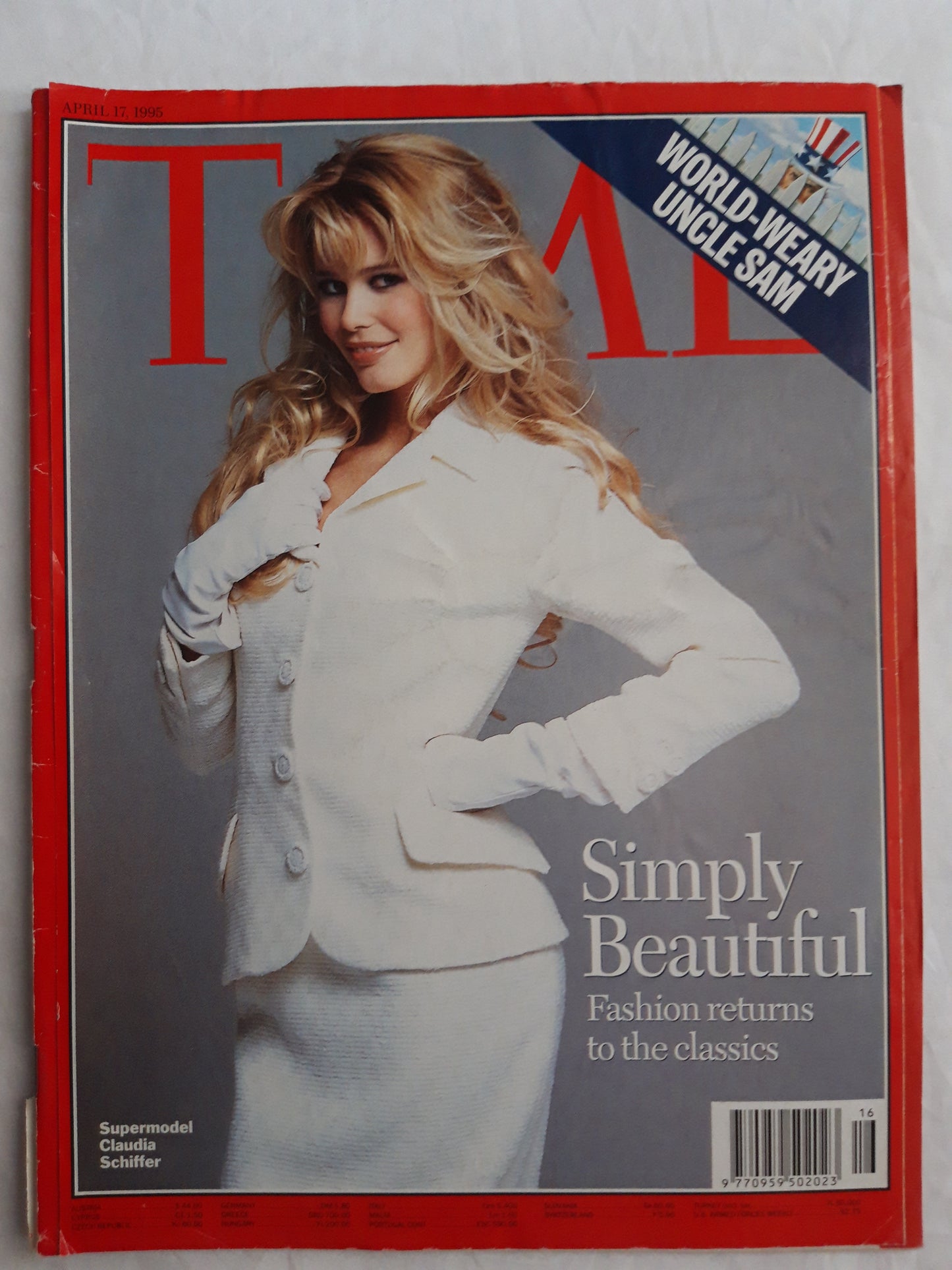 Time magazine Simply Beautiful Fashion returns to the classic Supermodel Claudia Schiffer World-Weary Uncle Sam 17.04.1995 April 1995