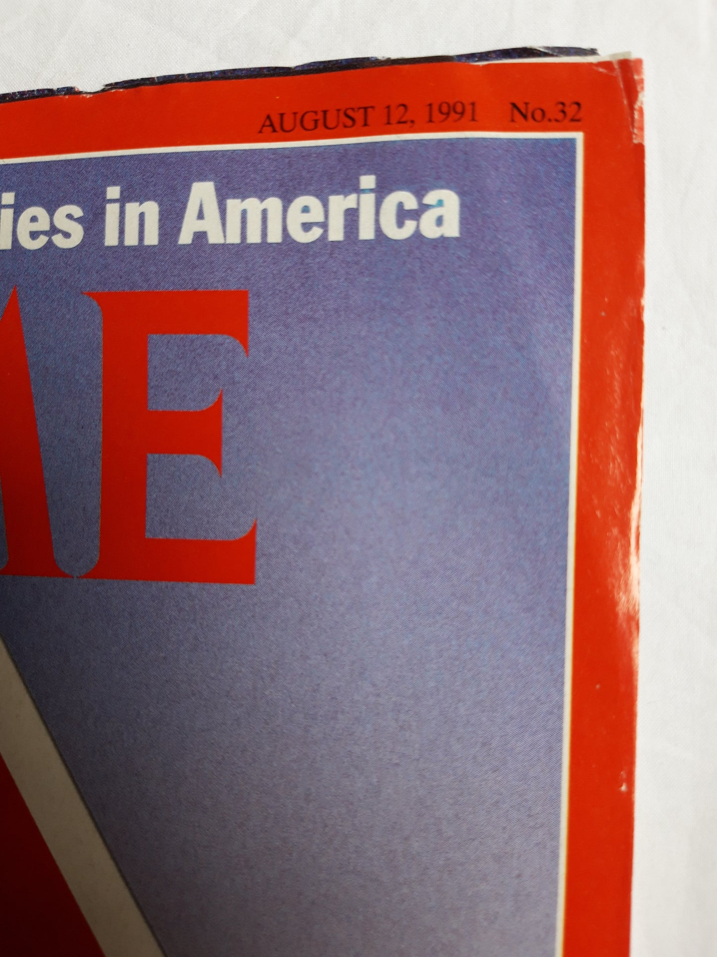 Time magazine Busybodies & Crybabies in America Vers ou? Nua? Dove? Wohin? After 700 years Europe`s model country is at a crossroads 12.08.1991 12th August 12. August 1991 No. 32